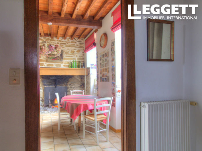 Image No.6-7 Bed House for sale