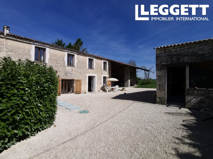 Image No.1-6 Bed House for sale
