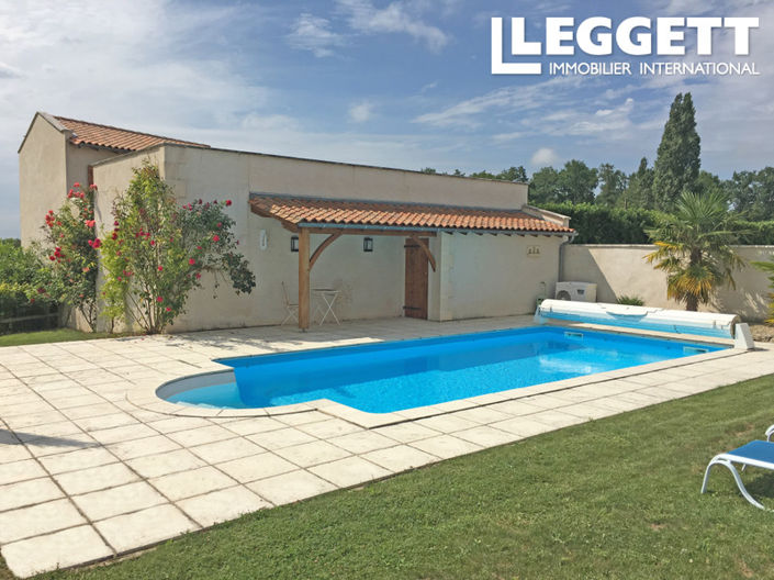 Image No.10-3 Bed House for sale