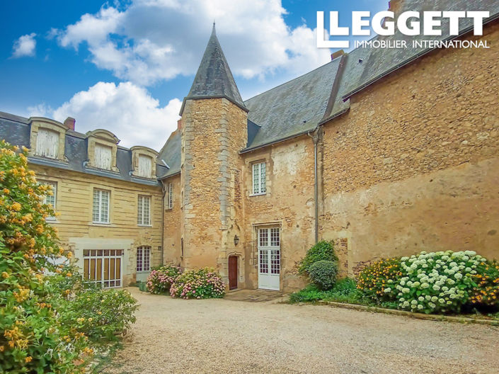 Image No.1-7 Bed Chateaux for sale