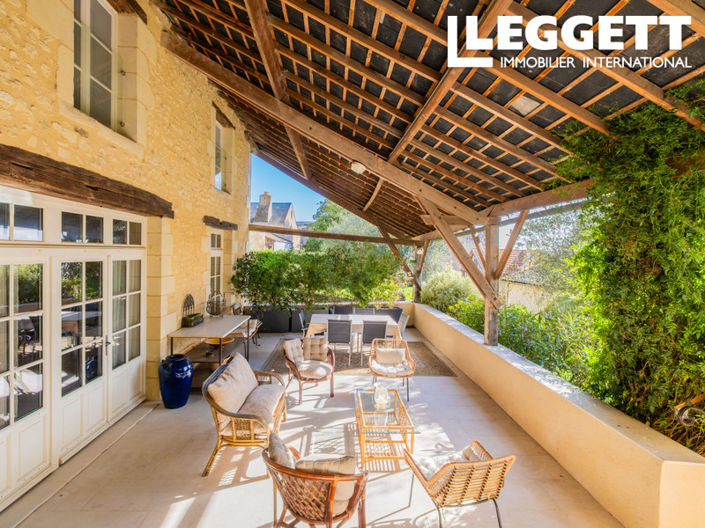 Image No.9-7 Bed Chateaux for sale