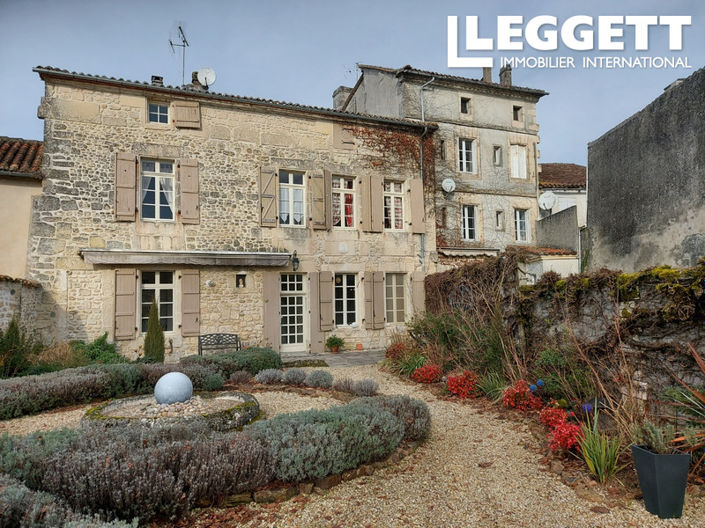 Image No.1-4 Bed House for sale