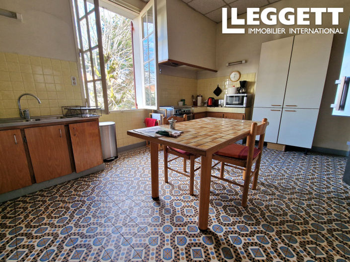 Image No.3-9 Bed House for sale