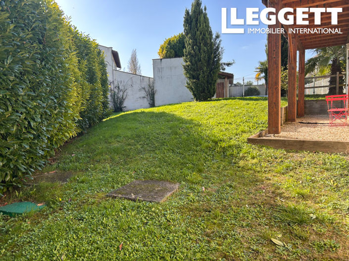 Image No.10-3 Bed House for sale