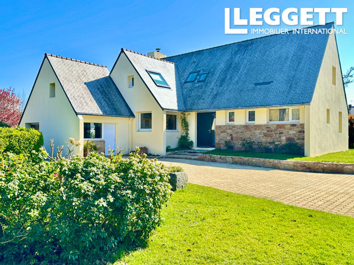 Image No.1-5 Bed House for sale