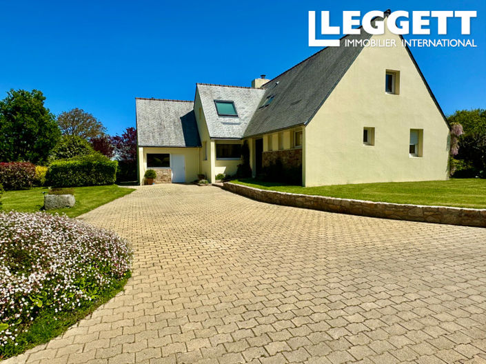 Image No.1-5 Bed House for sale