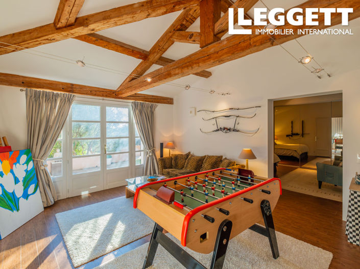 Image No.7-4 Bed House for sale