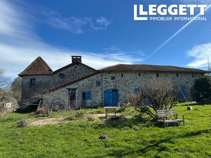 Image No.1-4 Bed House for sale
