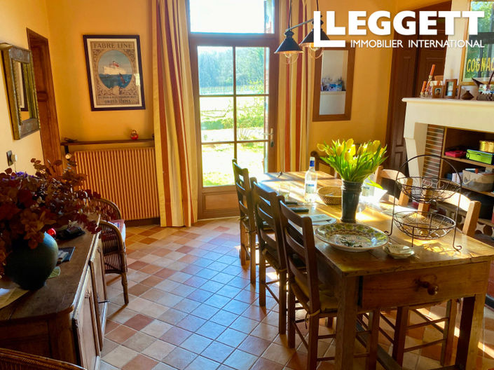 Image No.7-Maison de 4 chambres à vendre à Pommiers-Moulons