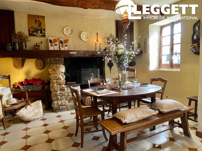 Image No.4-6 Bed House for sale