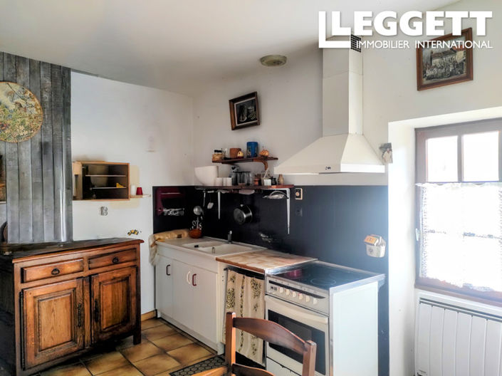 Image No.5-2 Bed House for sale