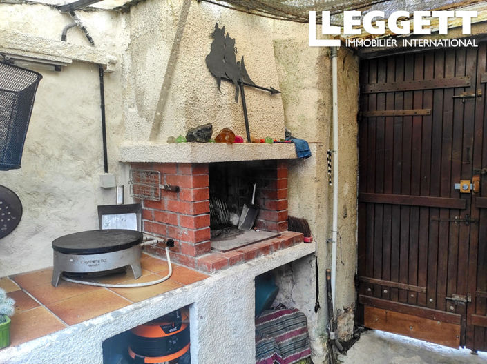 Image No.8-2 Bed House for sale