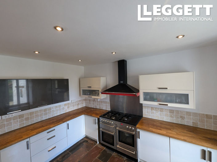 Image No.4-4 Bed House for sale