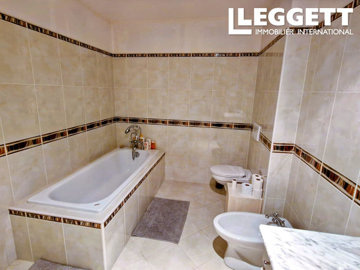 ahr0chm6ly9jzg4uagvzdglhlmltbw8vaw1hz2uvvevom