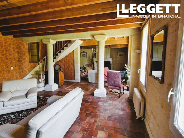 Image No.2-6 Bed House for sale