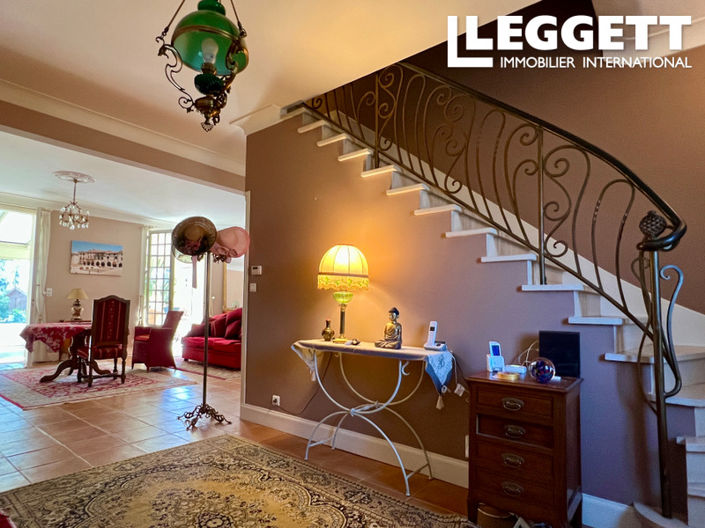 Image No.9-4 Bed House for sale