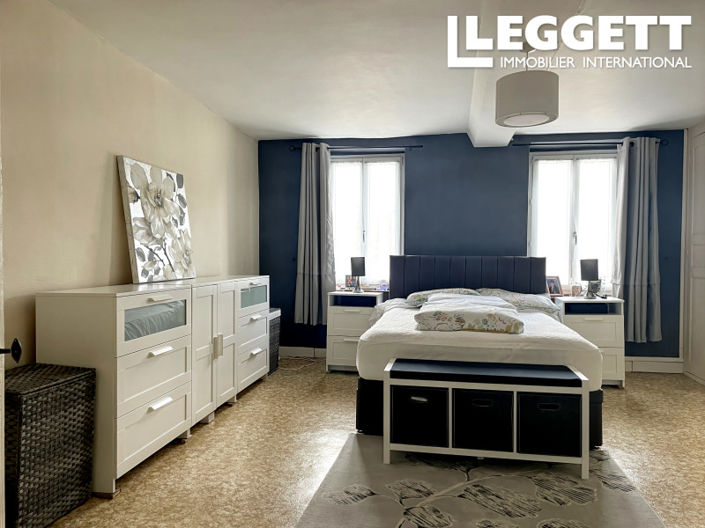 Image No.8-1 Bed House for sale