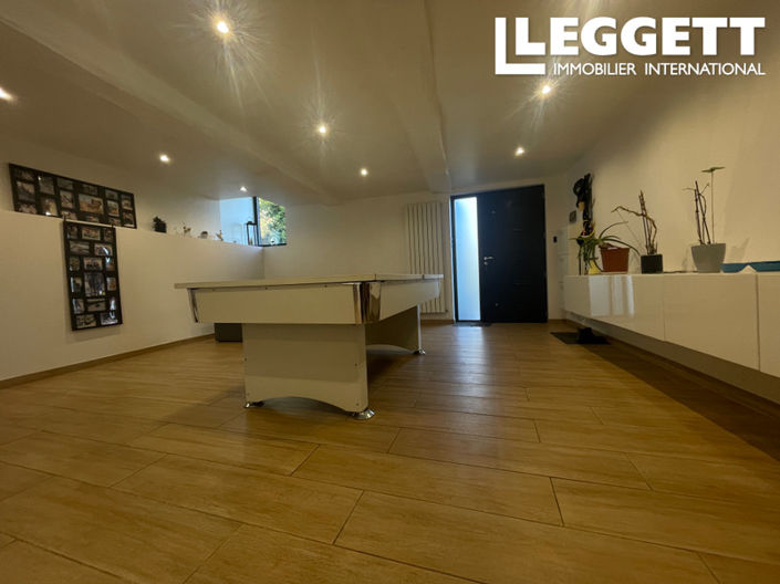 Image No.4-2 Bed House for sale