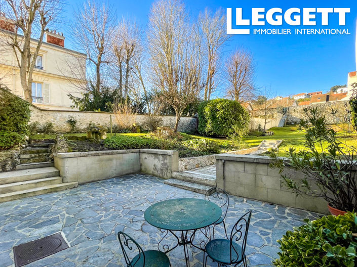 Image No.9-7 Bed House for sale