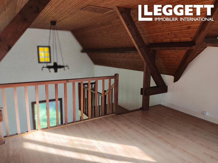 Image No.6-4 Bed House for sale