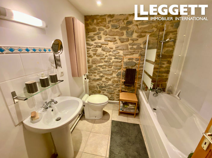 Image No.9-3 Bed Apartment for sale