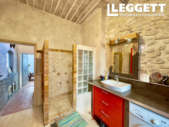 Image No.6-3 Bed House for sale