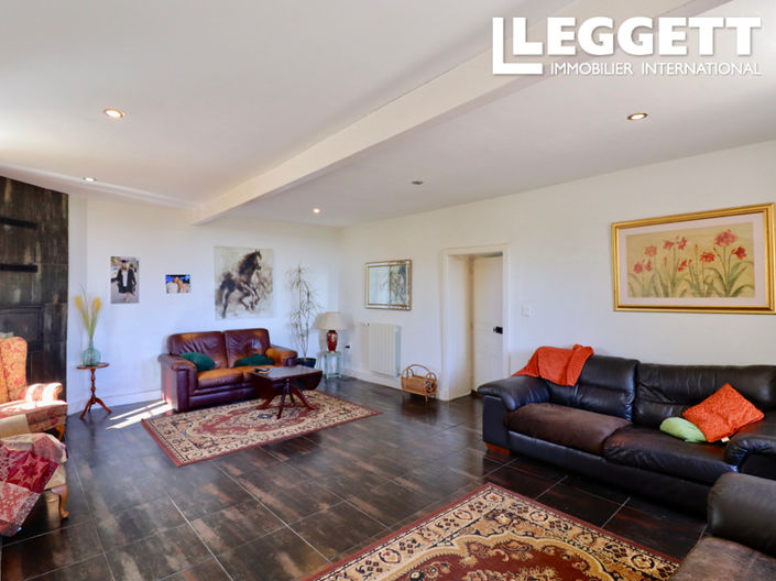 Image No.4-5 Bed House for sale