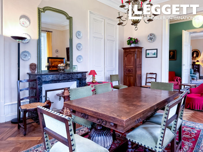 Image No.6-10 Bed Chateaux for sale