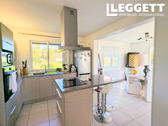 Image No.4-5 Bed House for sale