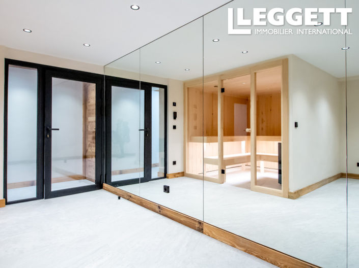 Image No.9-5 Bed House for sale