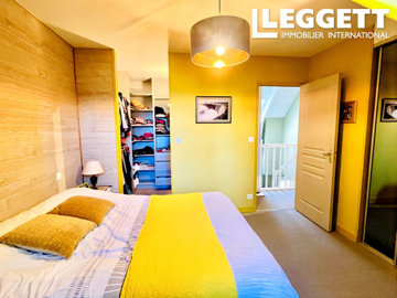 ahr0chm6ly9jzg4uagvzdglhlmltbw8vaw1hz2uvvevom