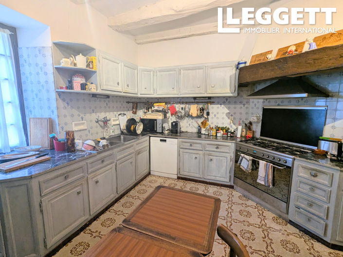 Image No.5-6 Bed House for sale