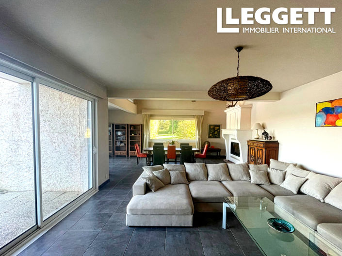 Image No.4-4 Bed House for sale