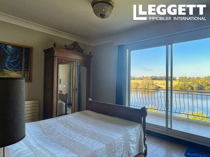 Image No.7-4 Bed House for sale