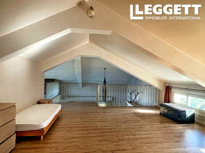 Image No.9-4 Bed House for sale