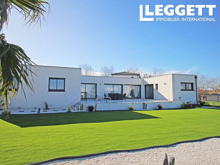 Image No.1-5 Bed House for sale