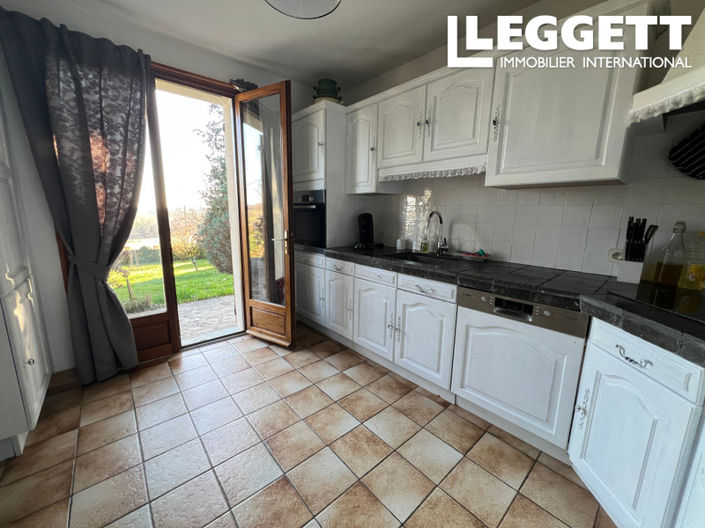 Image No.6-Maison de 3 chambres à vendre à Jumilhac-le-Grand