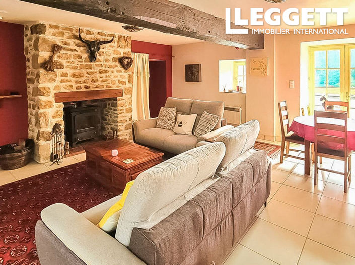 Image No.5-Maison de 6 chambres à vendre à Sainte-Gemmes-le-Robert