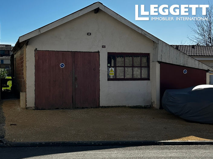 Image No.10-3 Bed House for sale