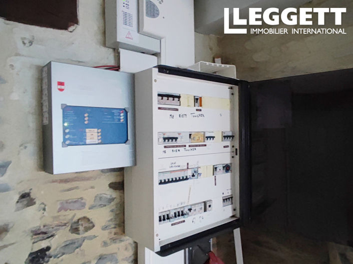 Image No.8-4 Bed House for sale