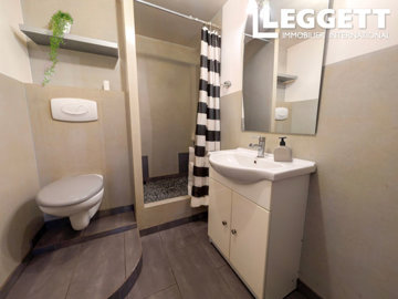 ahr0chm6ly9jzg4uagvzdglhlmltbw8vaw1hz2uvvevom