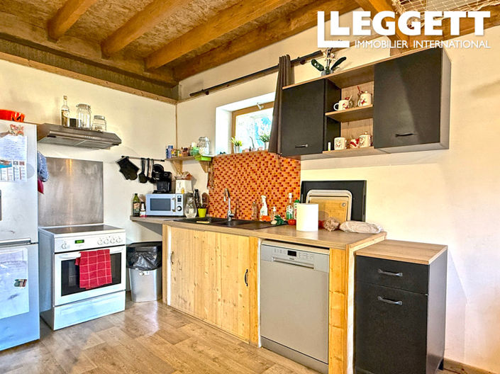 Image No.6-7 Bed House for sale