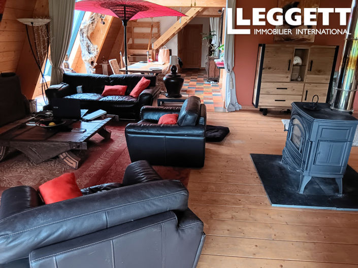 Image No.2-4 Bed House for sale