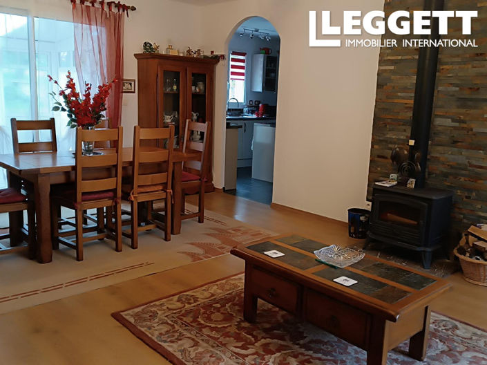 Image No.9-3 Bed House for sale