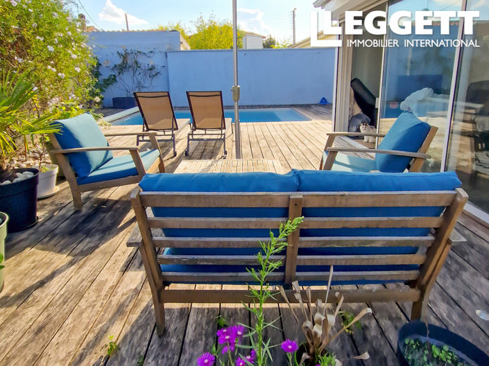 Image No.1-3 Bed House for sale