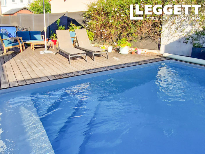 Image No.1-3 Bed House for sale