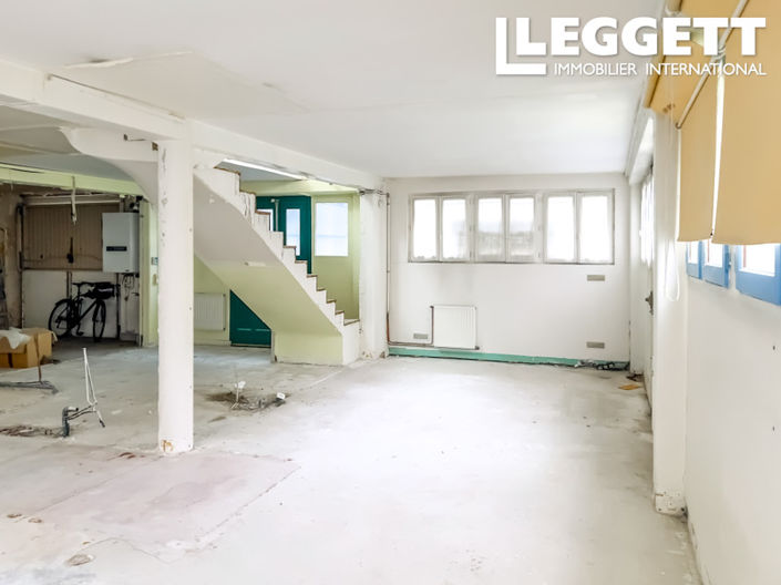 Image No.10-4 Bed House for sale