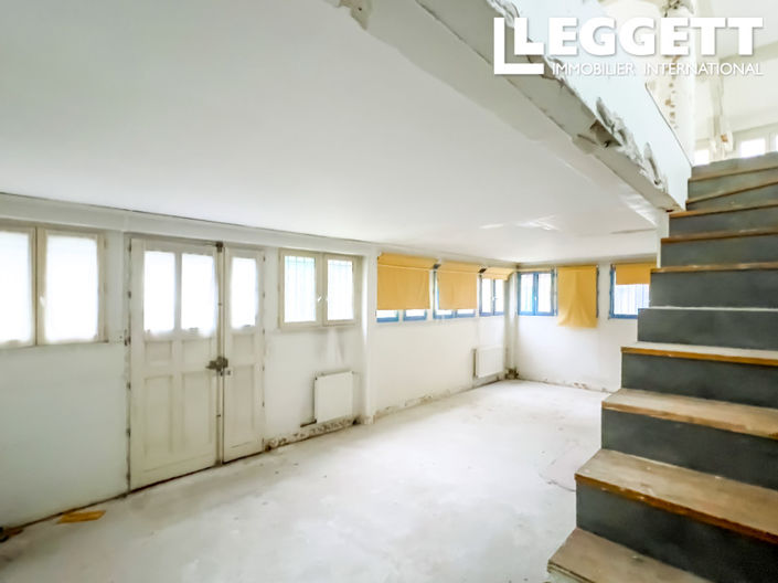 Image No.9-4 Bed House for sale