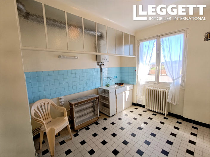 Image No.8-Maison de 8 chambres à vendre à Aubusson