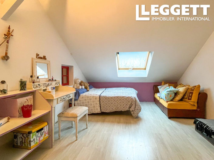 Image No.7-3 Bed House for sale